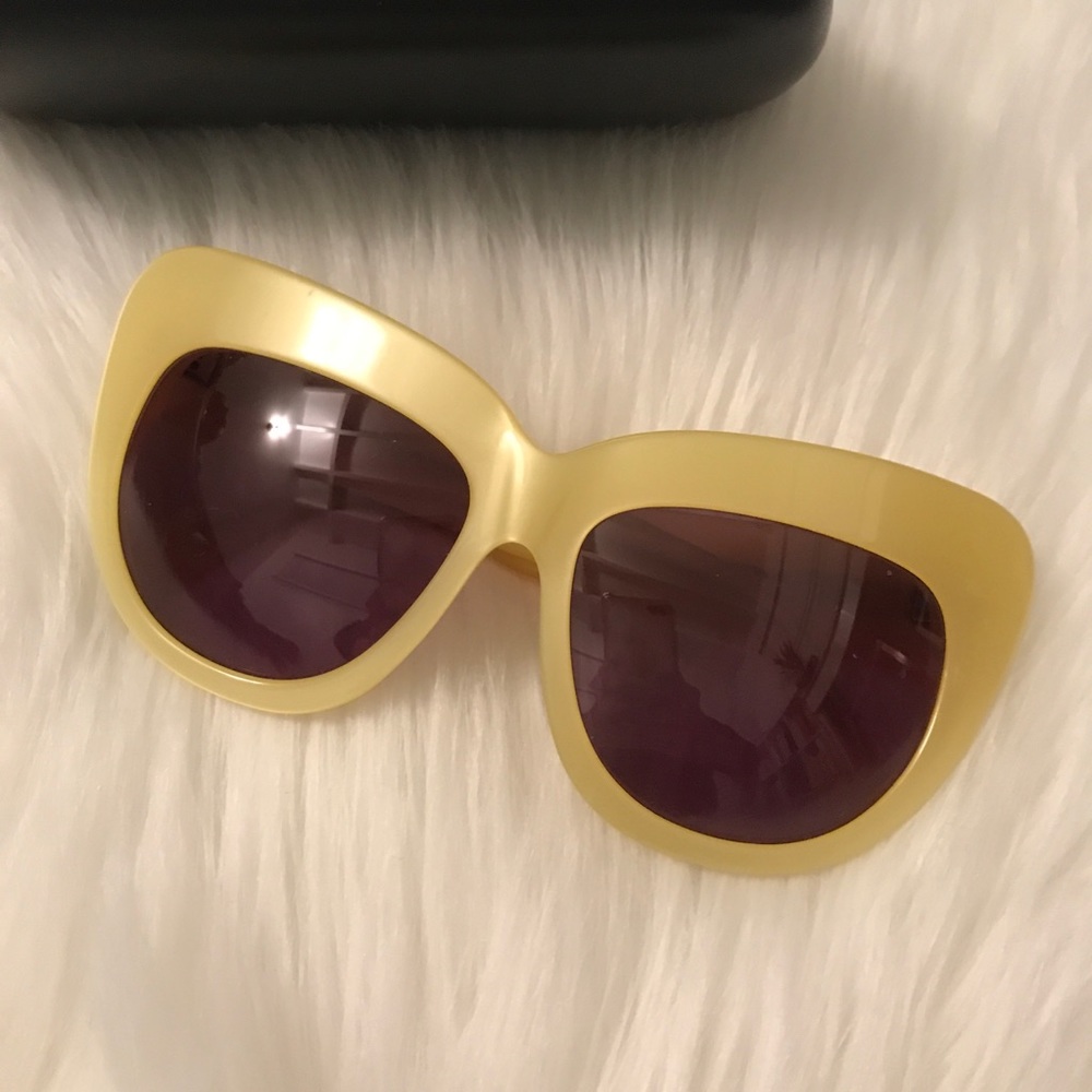 House of Harlow Oversized Cat Eye Sunglasses